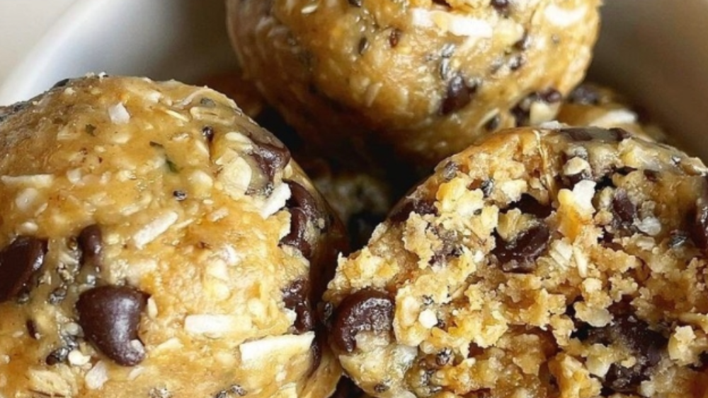 Image of QUICK + EASY ENERGY BALLS