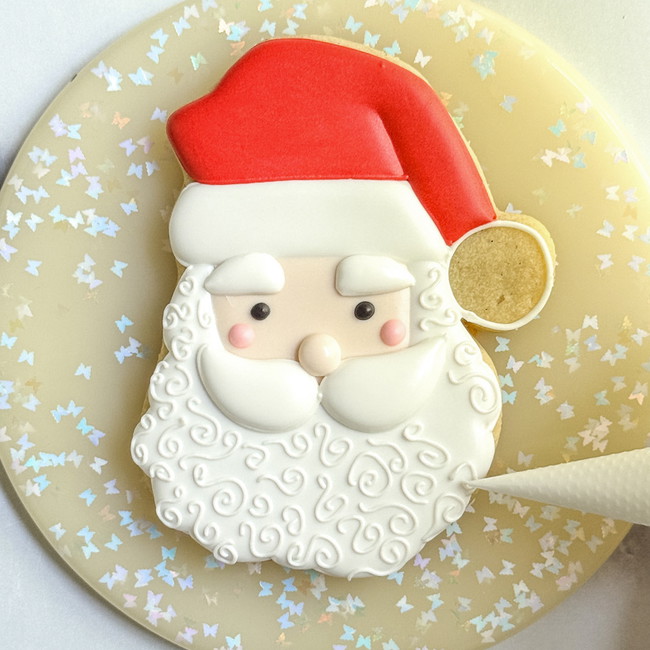 Image of Santa Face Cookie Decorating Tutorial 