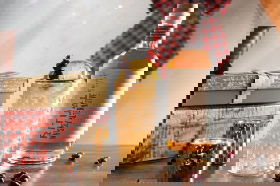 Non-Alcoholic Holiday Kentucky Buck Recipe | Ritual Zero Proof