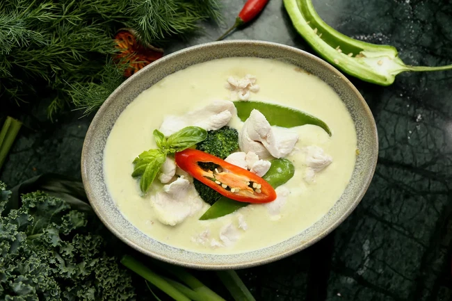 Image of Chicken Bone Broth Green Curry