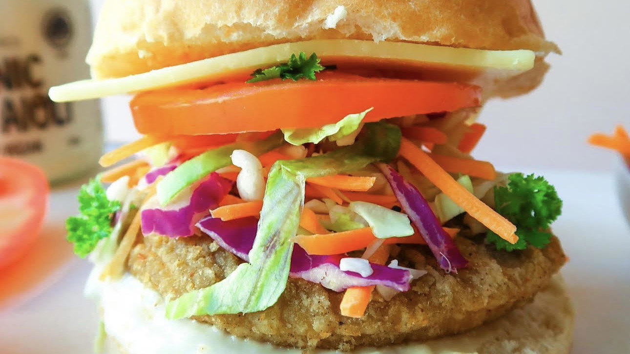 Image of 10-Minute Fast & Healthy Chicken Burgers – Family-Friendly Budget Dinner