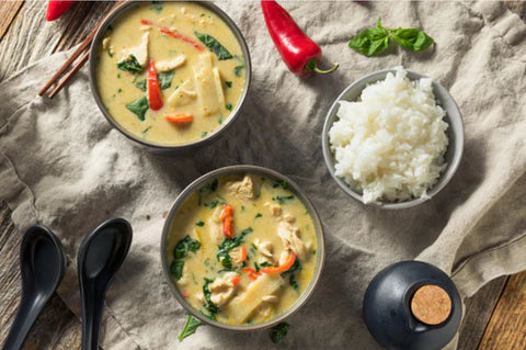 Image of Green Chicken Bone Broth Curry 