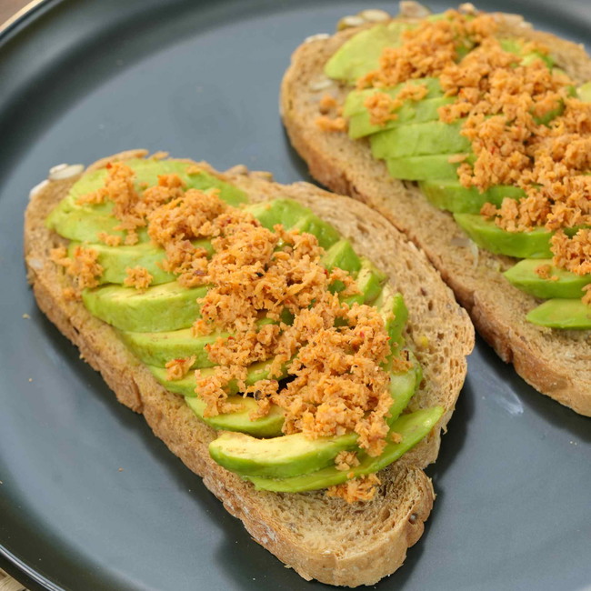 Image of Spicy Coconut Avo Toast - Coconut Sambol