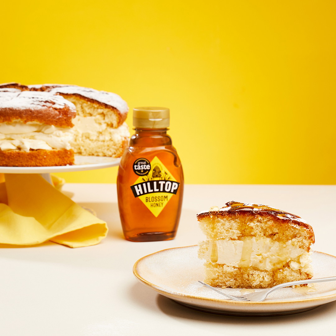 Delicious Honey & Almond Cake