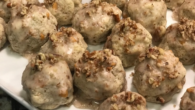 Image of Butterscotch Pecan Cookies with Rum Glaze