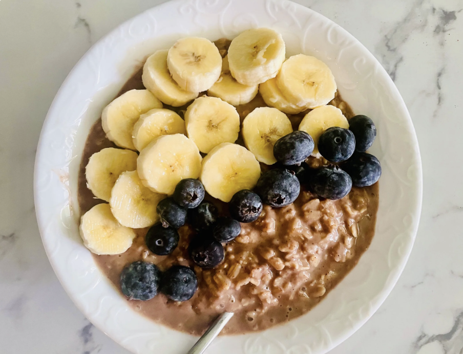 Image of Warm Elderberry Oatmeal