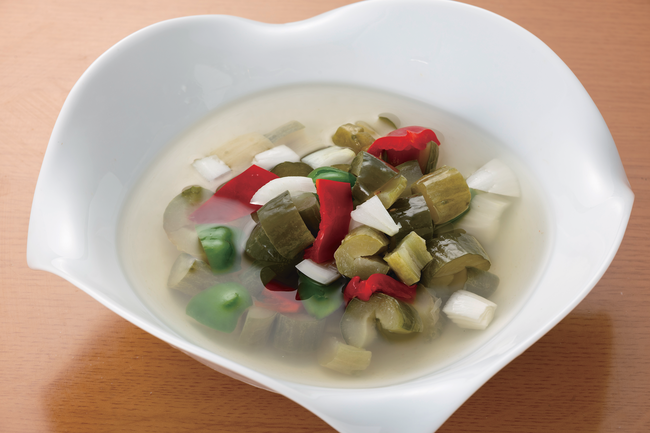 Image of Oi Sseukgimchi (Cucumber Water Kimchi)