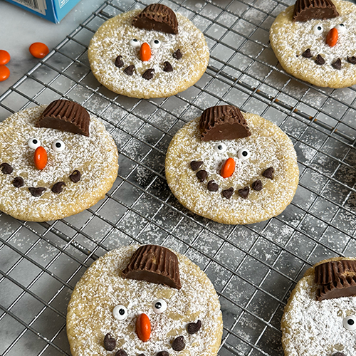 Image of Snowman Sugar Cookie Recipe: A Holiday Favorite