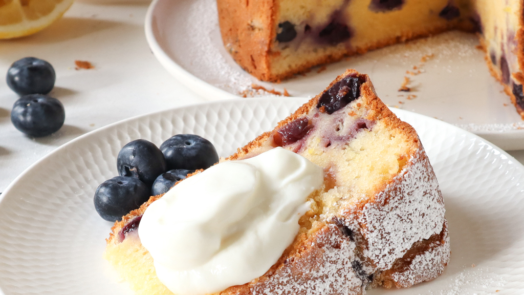 Image of Lemon blueberry yogurt cake