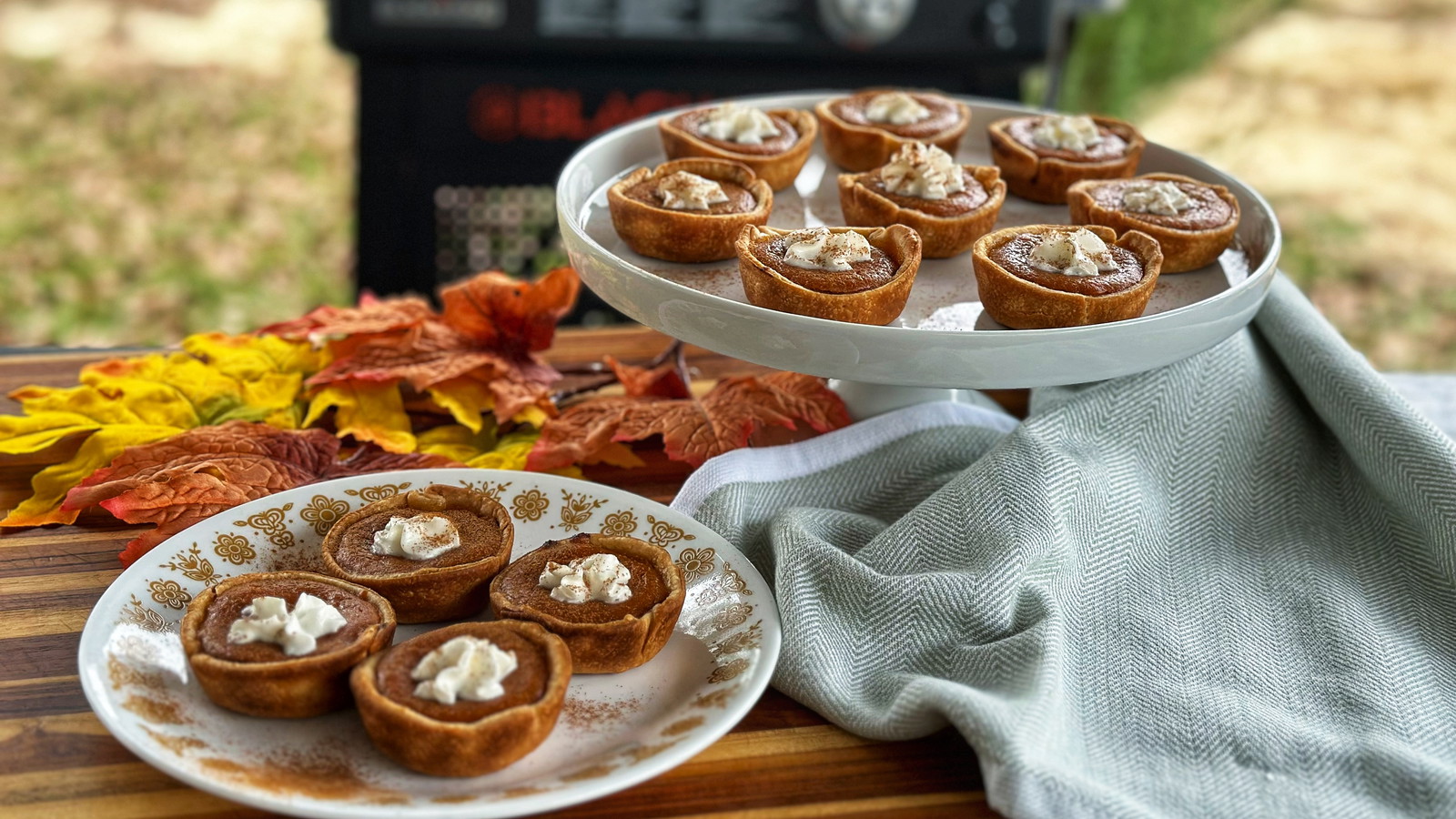 Image of Mini Pumpkin Pies