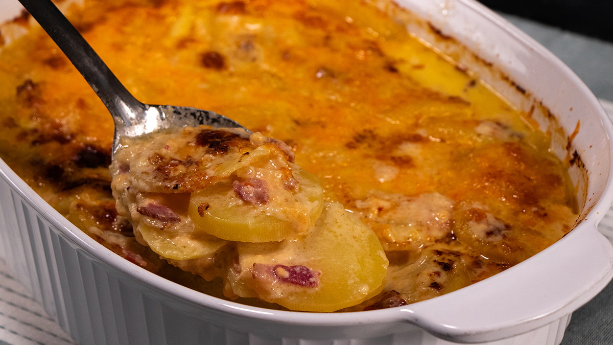 The Cheesiest Au Gratin Potatoes