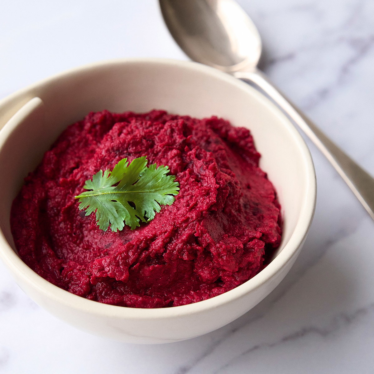 Roasted Beet & Haskapa Houmous