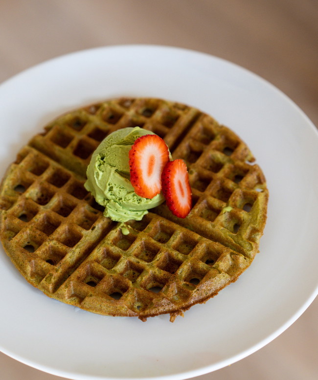 Image of 🧇 Easy Matcha Waffles: Breakfast Just Got an Upgrade