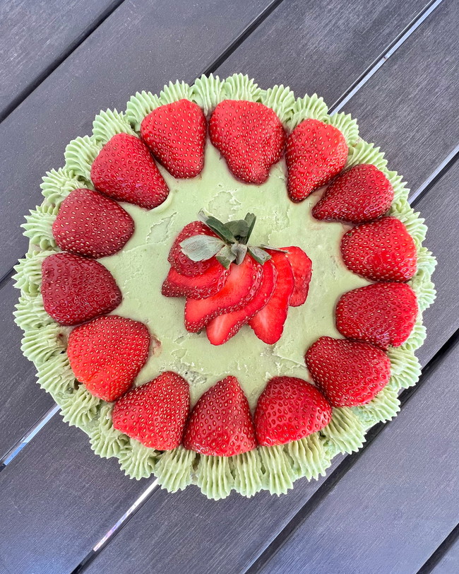 Image of Strawberry Matcha Birthday Cake