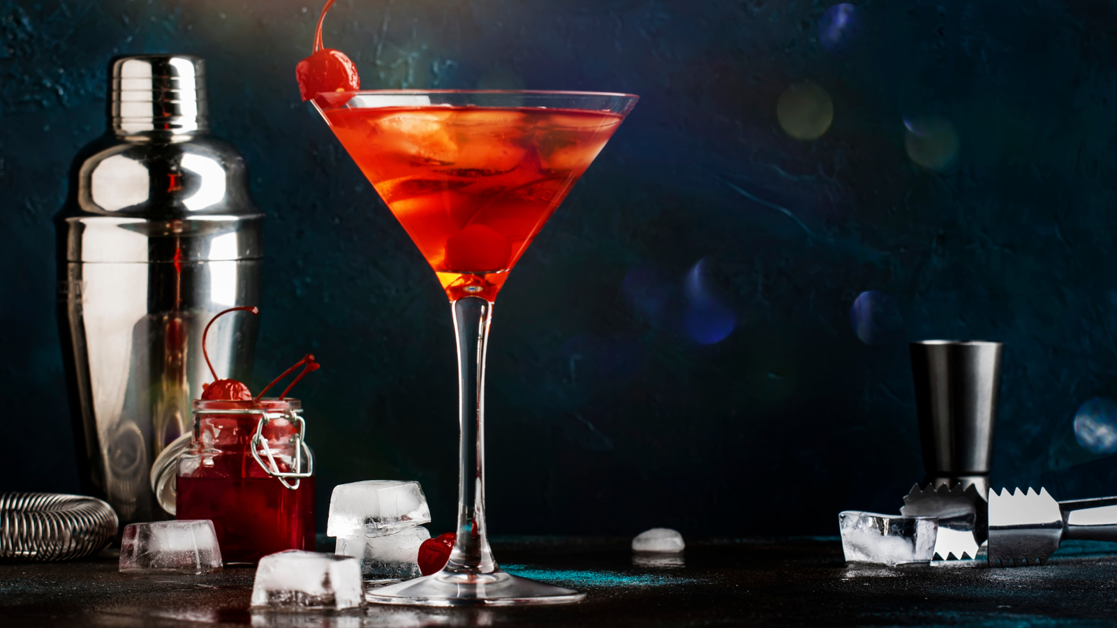 Image of Classic Manhattan Cocktail Recipe