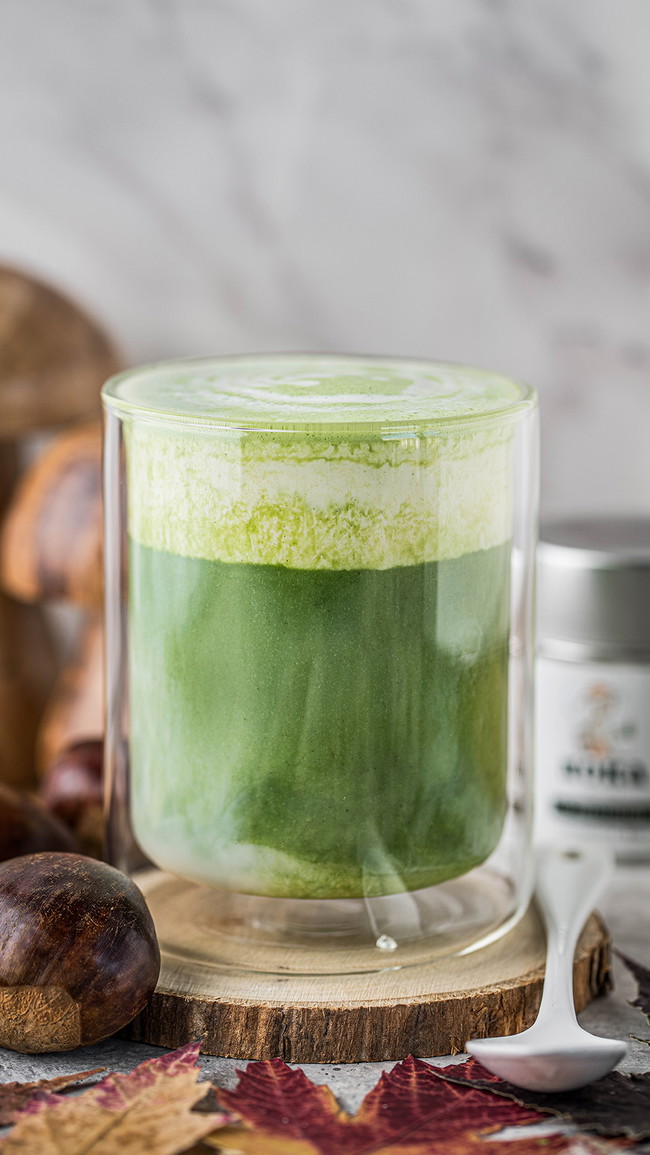 Image of Matcha latte & nuage à la châtaigne