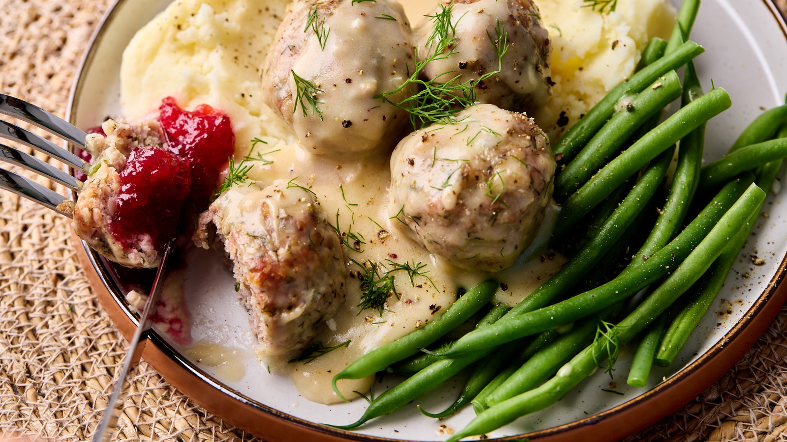 Image of Swedish-style Meatballs with Cranberry Sauce 