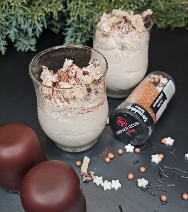 Image of Weihnachtliches Schaumkussdessert