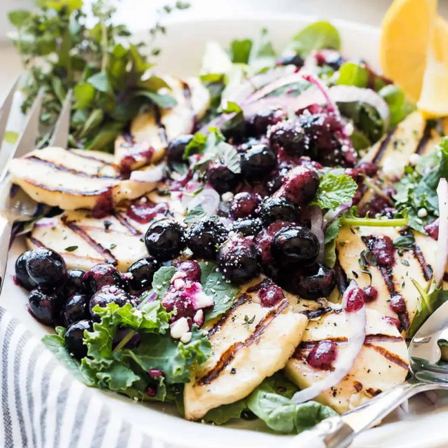 Image of Warm Halloumi Salad