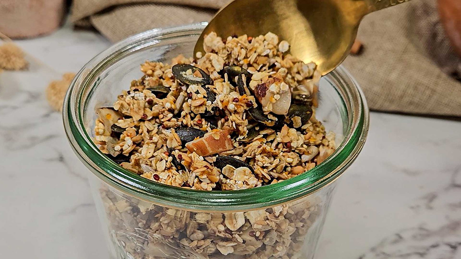 Image of Granola Automnal healthy 