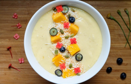 Pina Colada Smoothie Bowl