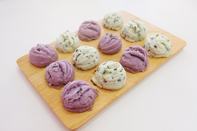 Image of Lavender Cookies & Cream Ice Cream