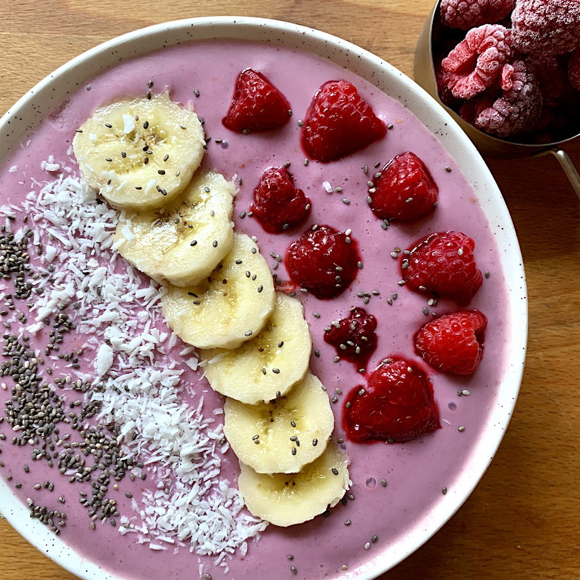 Raspberry Smoothie Bowl