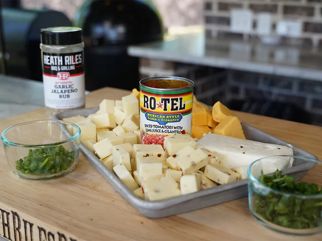 Smoked white queso dip