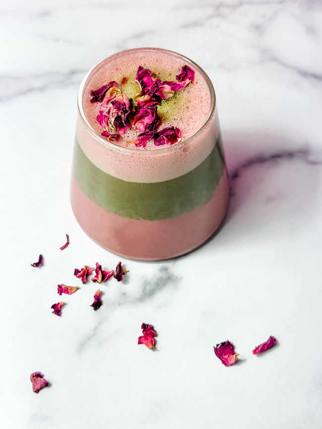 Image of  Rose Matcha Latte: A Floral Twist on Your Daily Ritual 🌹🍵