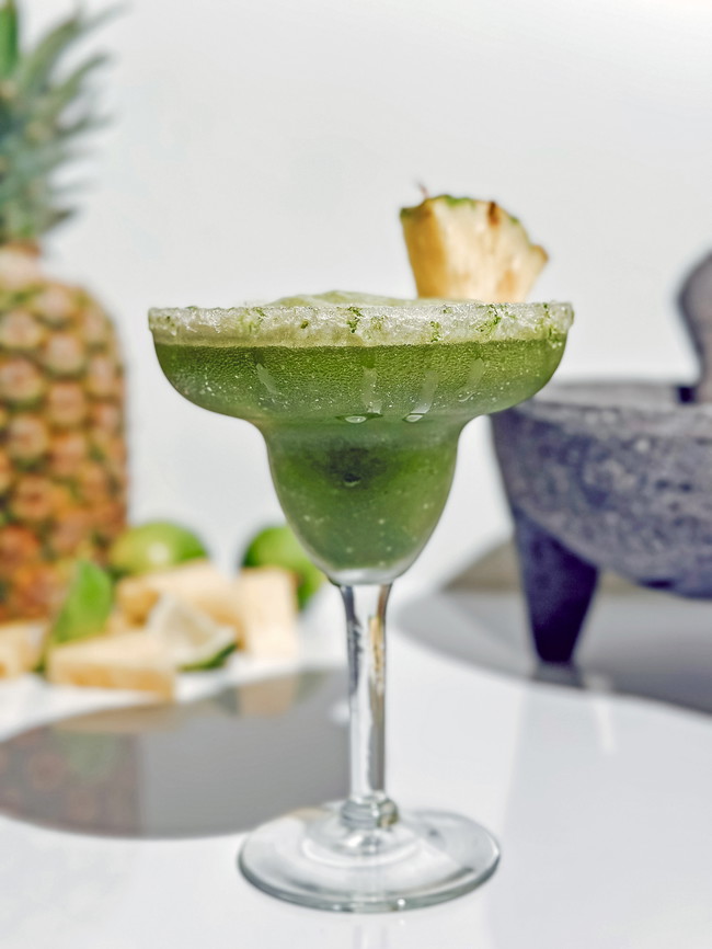 Image of Pineapple Matcha Margarita: A Tropical Twist on a Classic 🍍🍵✨
