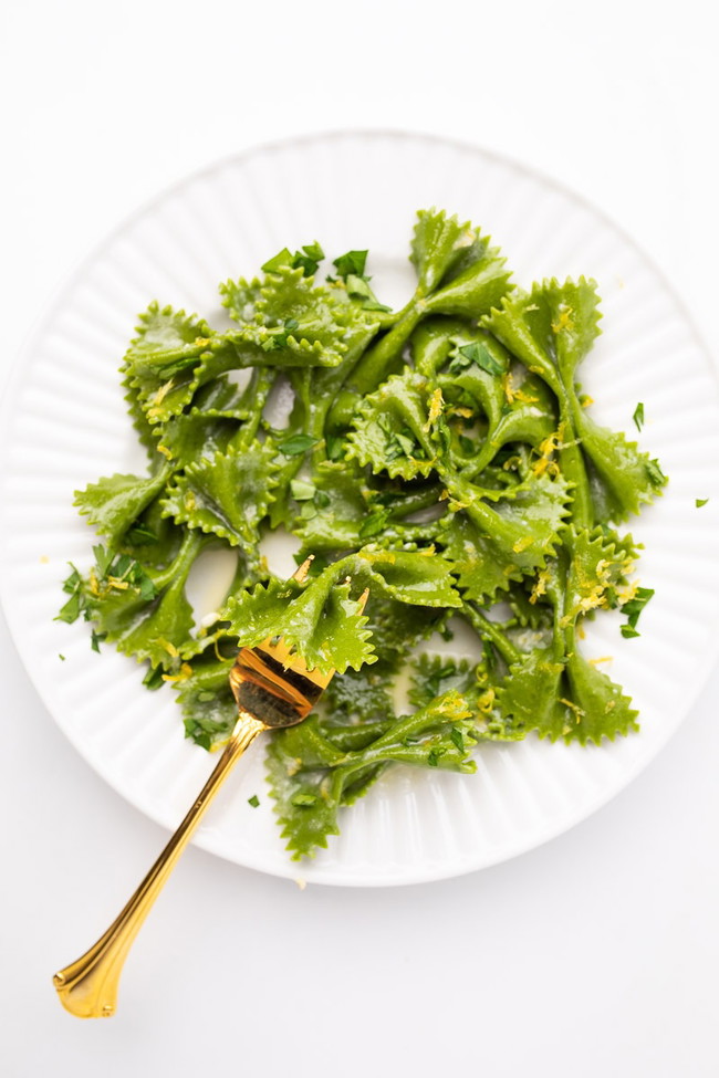 Image of 🍋 Matcha Pasta with Lemon Butter Sauce