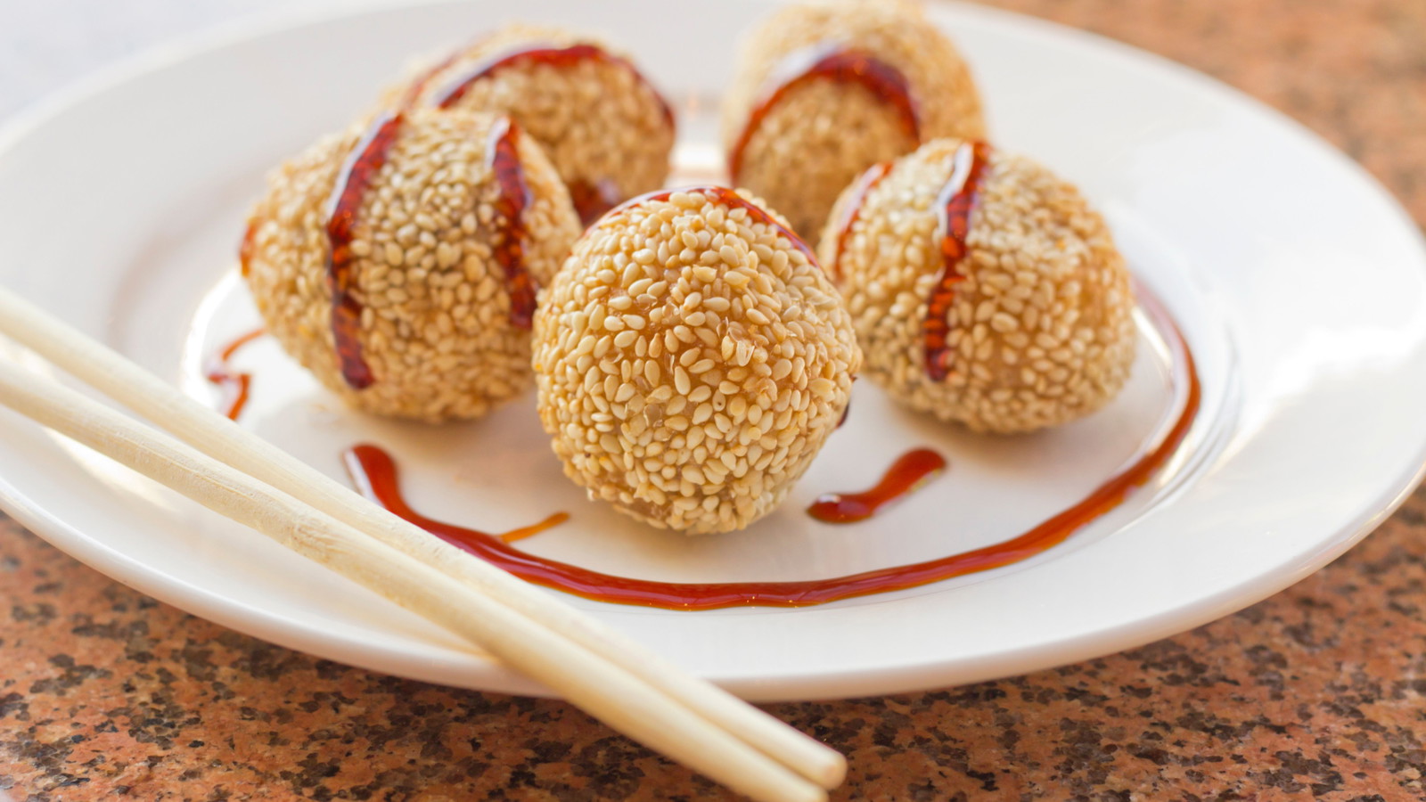 Image of Beignets chinois au sésame doré