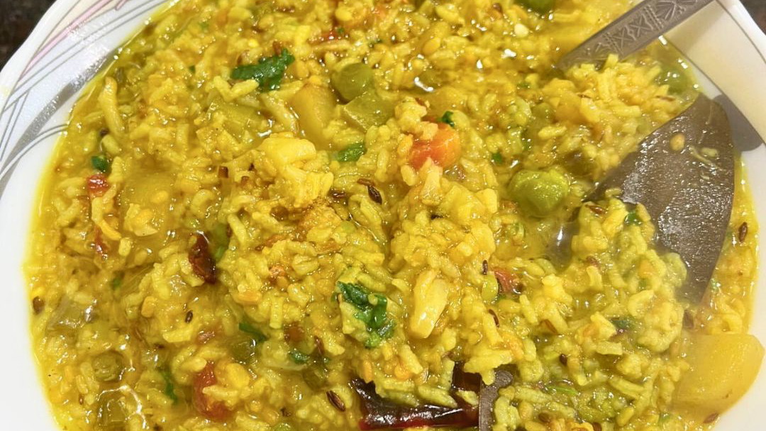 Image of How to Make Veg Khichdi – A Hearty and Healthy One-Pot Meal