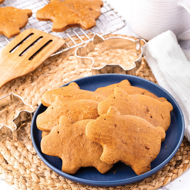 Image of Marranitos Mexican Pig-Shaped Gingerbread Cookies