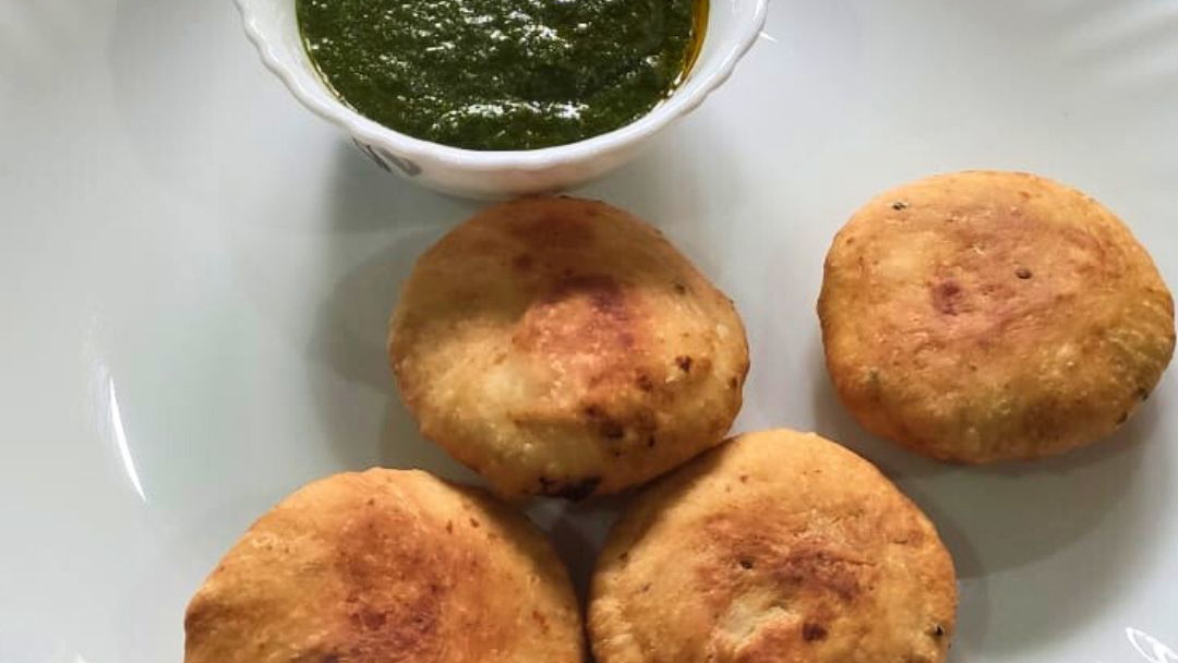 Image of How to Make Matar Kachori – A Perfectly Flaky and Delicious Indian Snack