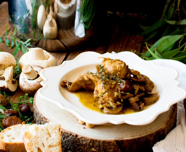 Estufado de coelho com cogumelos e castanhas em panela de pressão