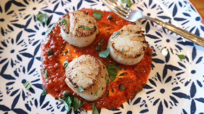 Image of Tomato Basil Scallop Appetizer