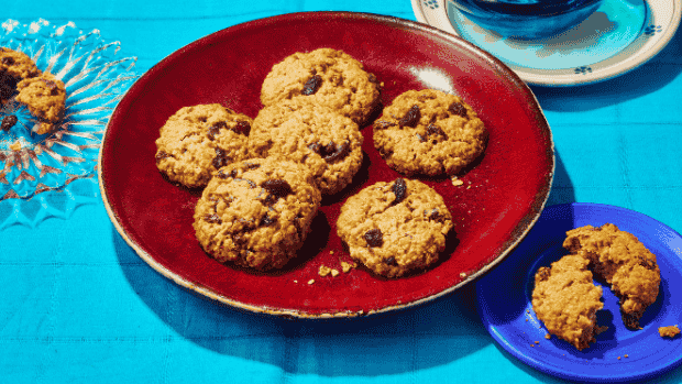 Image of Chewy Oat & Sultana Cookies Recipe