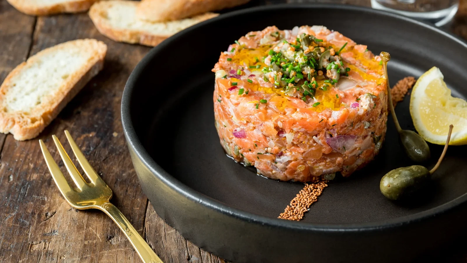 Image of Tartare aux deux saumons façon caméline