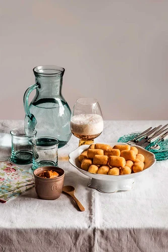 Crocchette di patate con salsa romesco