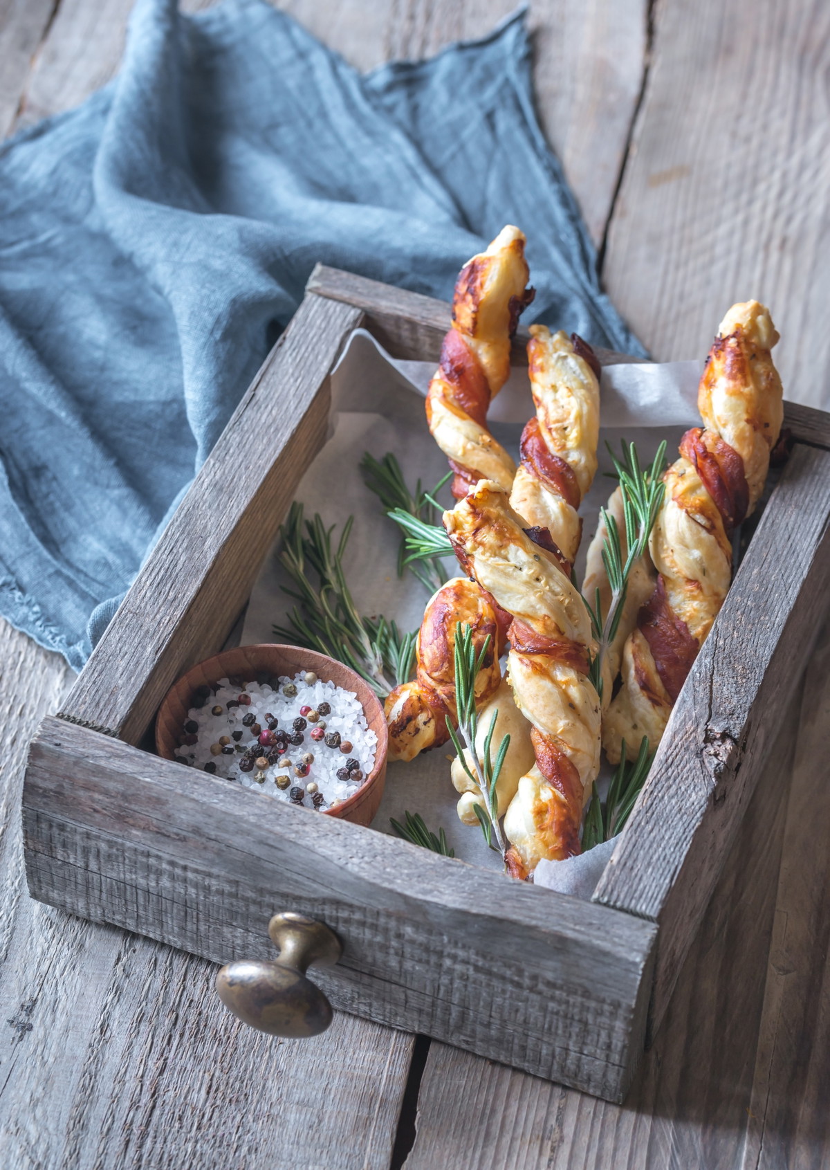 Bacon Knots