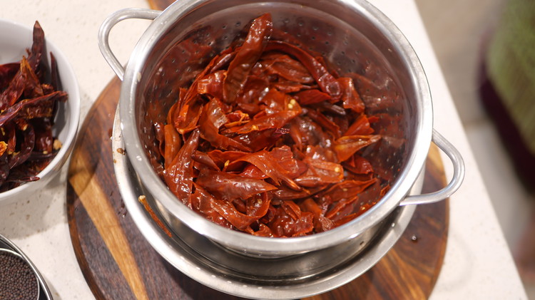Image of Strain re-hydrated chillies and add to pat dry any excess water.