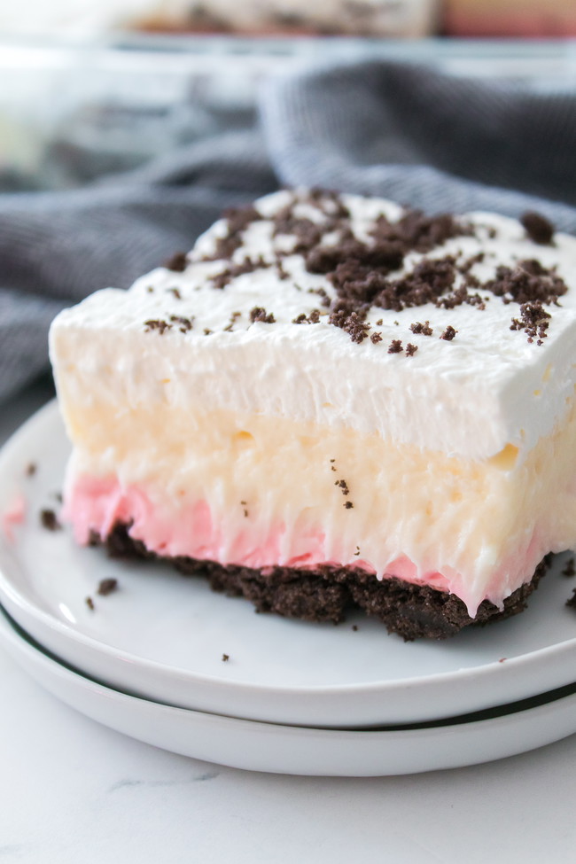 Image of No Bake Oreo Cheesecake Dessert