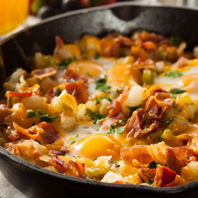 Image of Bacon, Egg, and Potato Breakfast Skillet