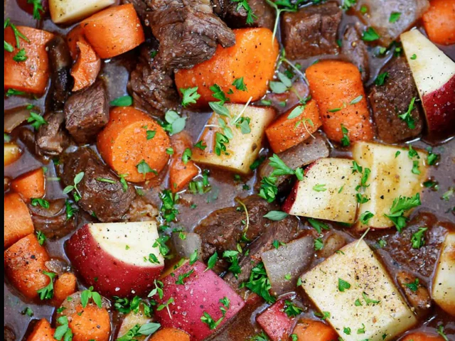 Image of Rich Beef Bourguignon with Potts' Beef Stock