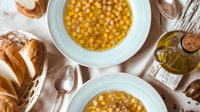 Image of Greek chickpea soup with lemon juice