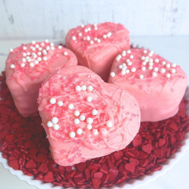 Image of Pink Heart Snack Cakes