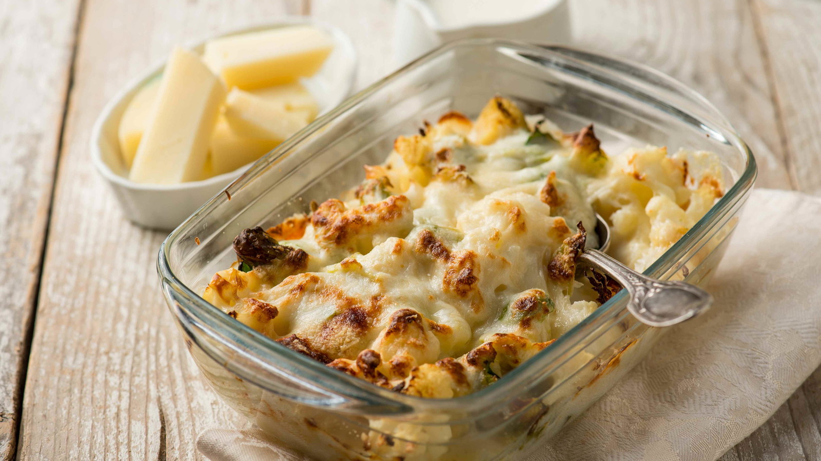 Image of Smokey Cauliflower Cheese Bake