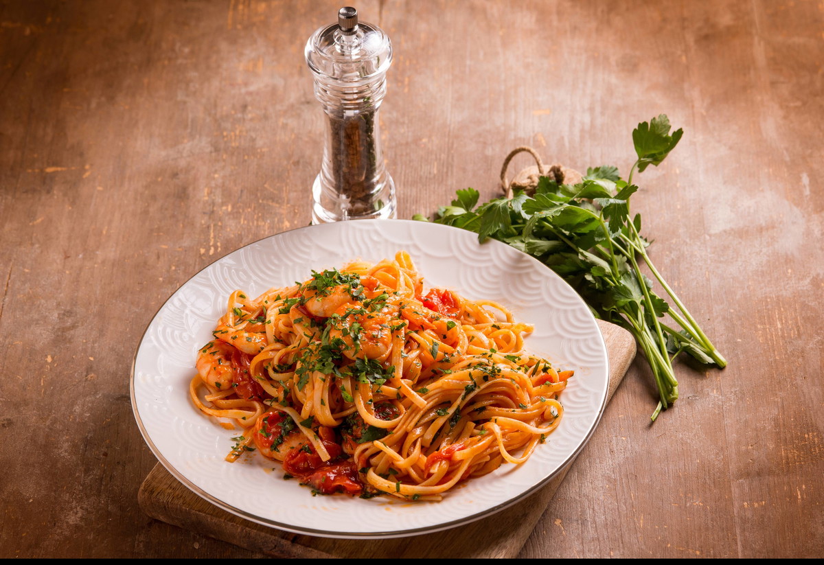 Garlic Prawn Linguine