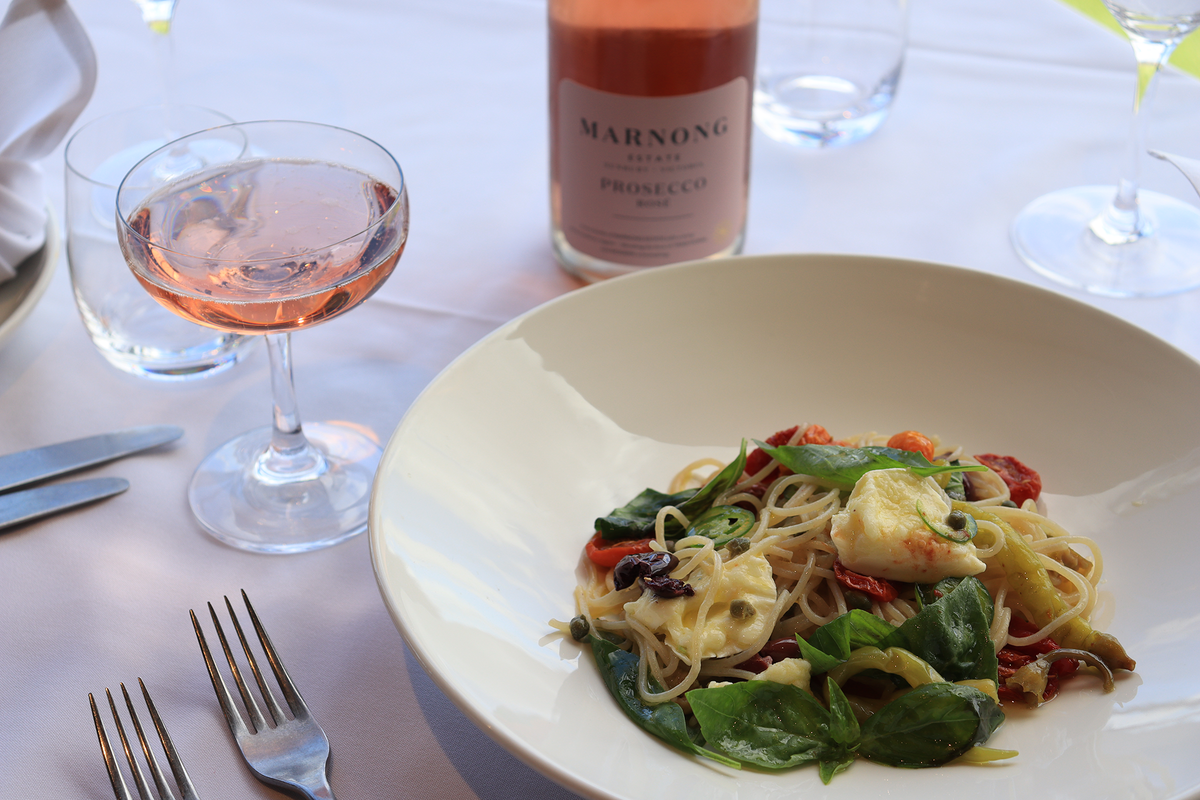 Café Vista's Spaghetti alla Checca